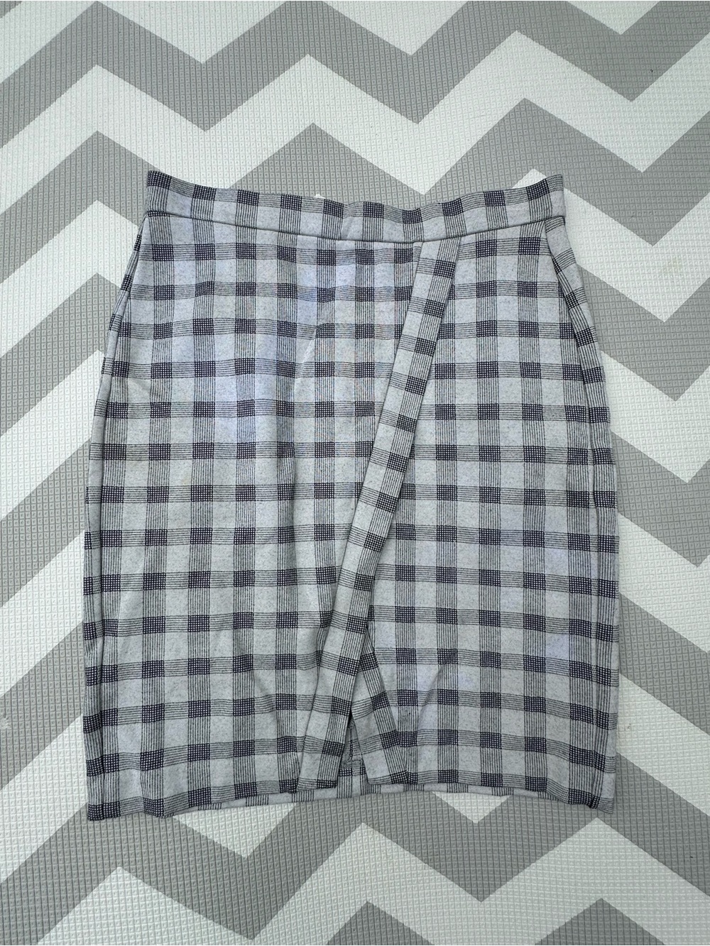 Gray Gingham knit Pencil Skirt - Women